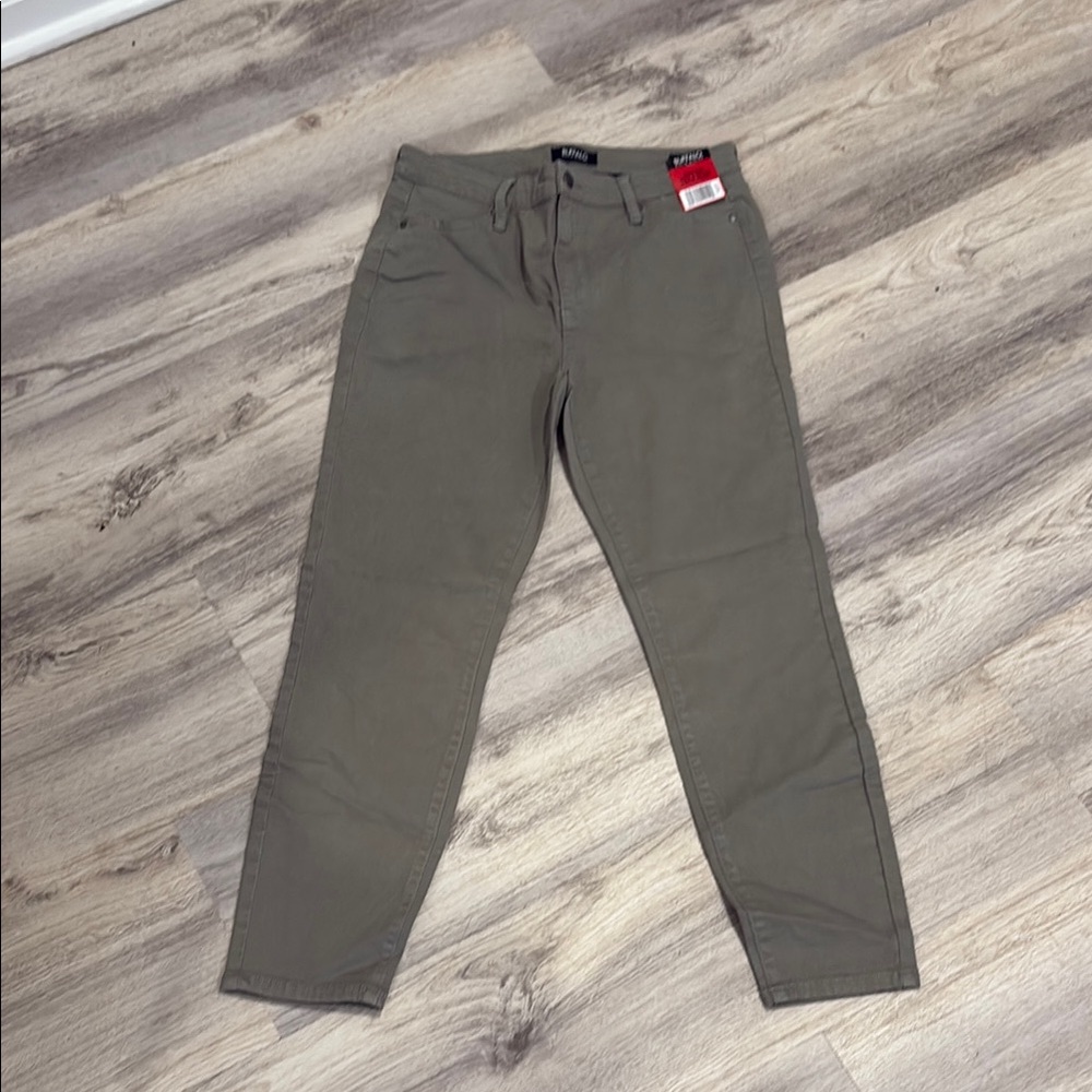 Buffalo David Bitton Green Chinos Casual Style